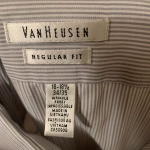 NWOT men’s button up dress shirt